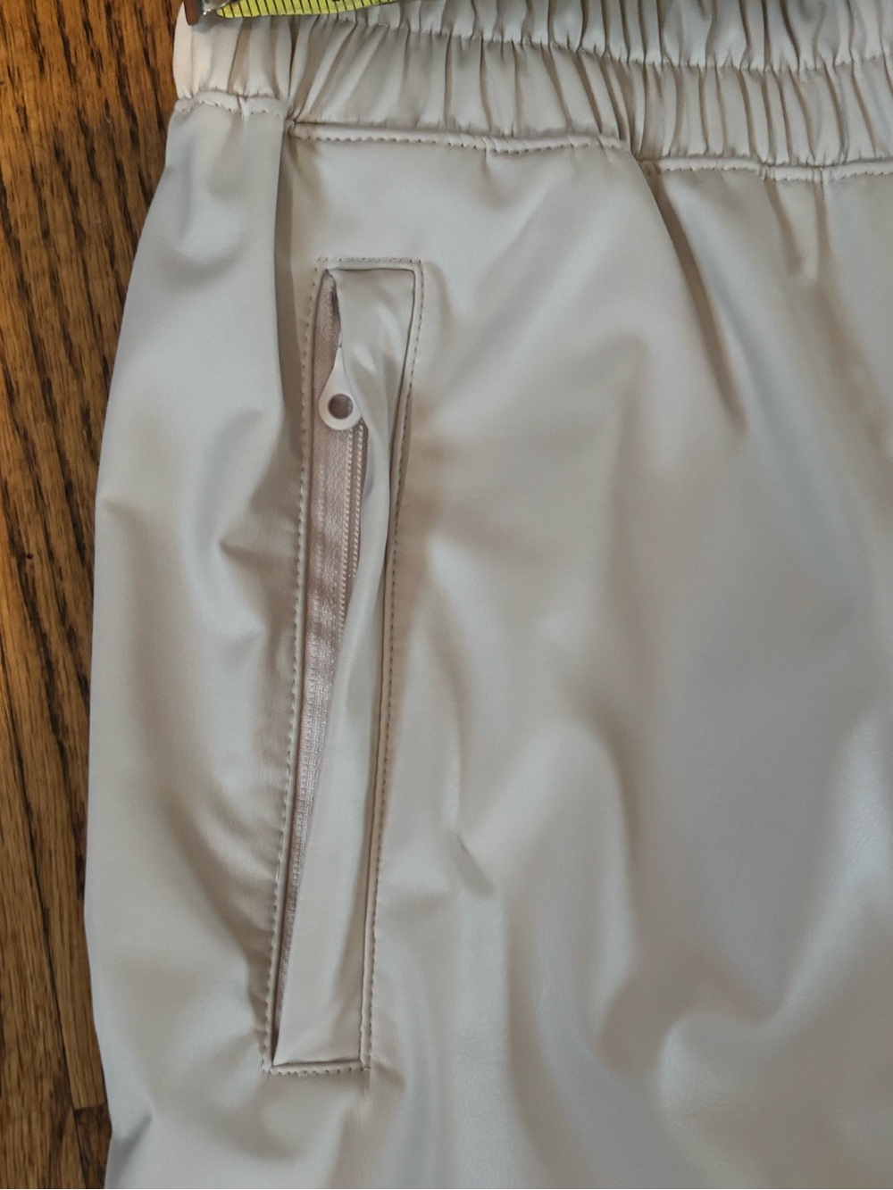 OFFLINE by Aerie Real Luxe Faux Leather Wide Leg Pants Cream Tan XS - Picture 4 of 7